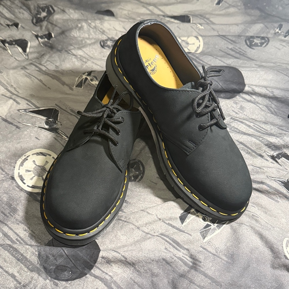 NWOT DR MARTEN 1461 ICED II SOLE SUEDE OXFORDS SZ 8 - Picture 2 of 6